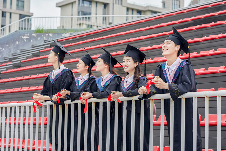 四川四汽车职业学院_四川汽车学院尊龙体育游戏官网