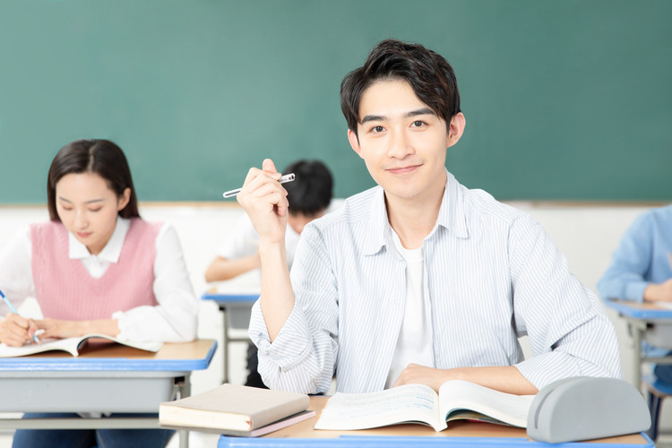 四川省宜宾市工业职业技术学校好不好,学校怎么样?