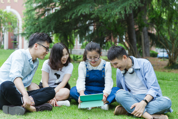 成都公立职高学校哪家好_成都职高公办学校排名前十